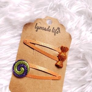 2 pc Halloween Glitter Barrettes